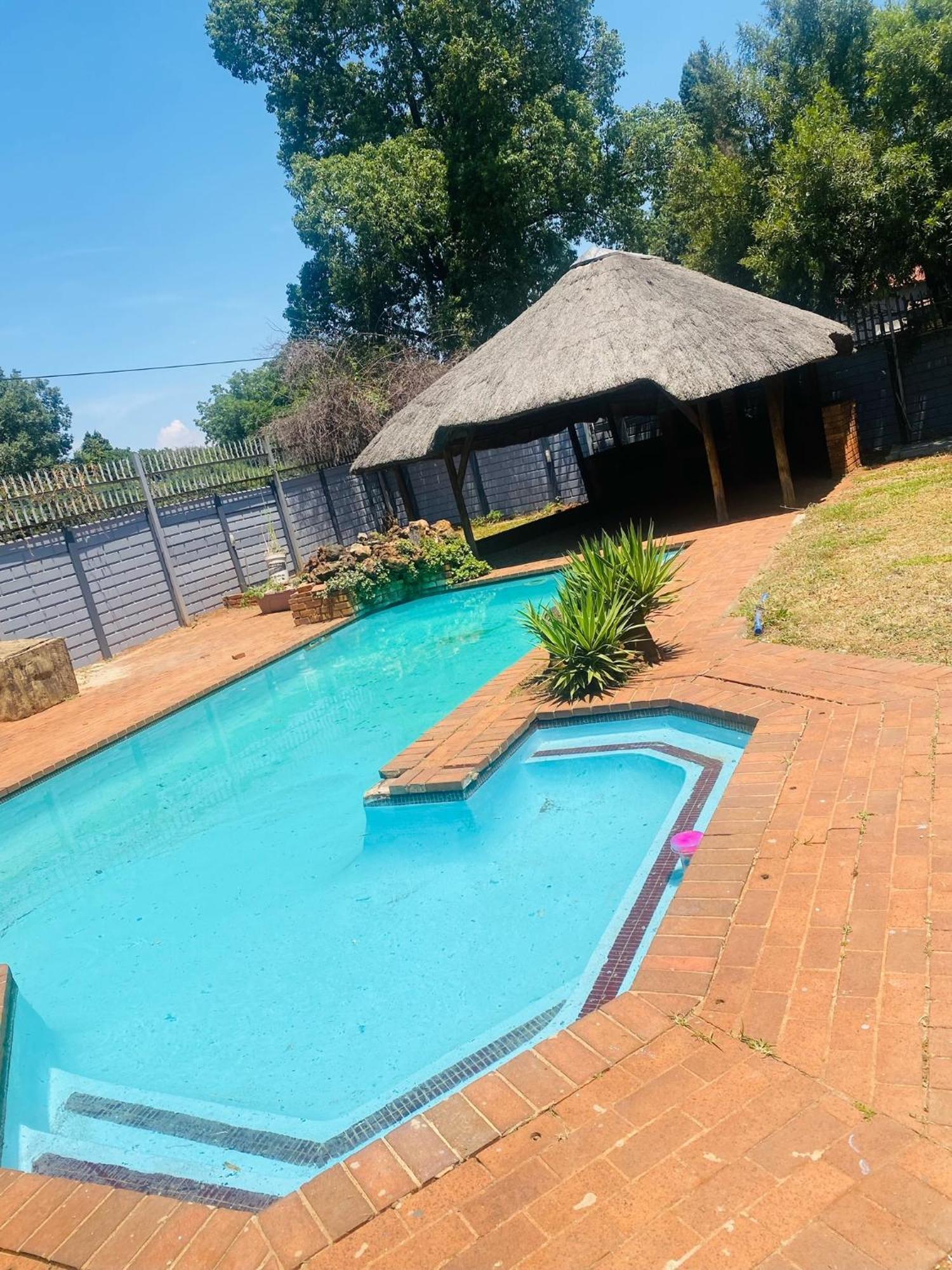 Airport Imperial Guest House Kempton Park Exterior photo