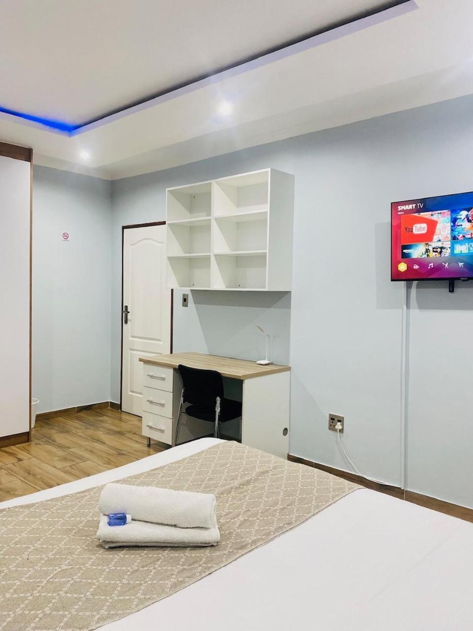 Airport Imperial Guest House Kempton Park Exterior photo